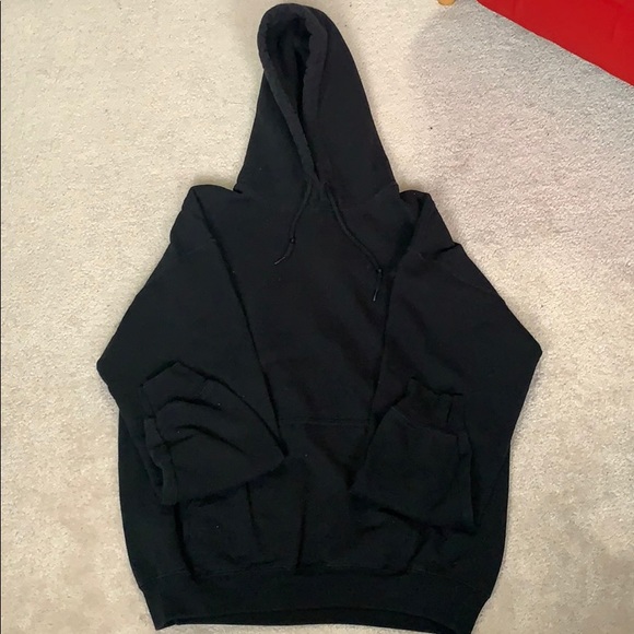 Sweaters - Gildan sweatshirt